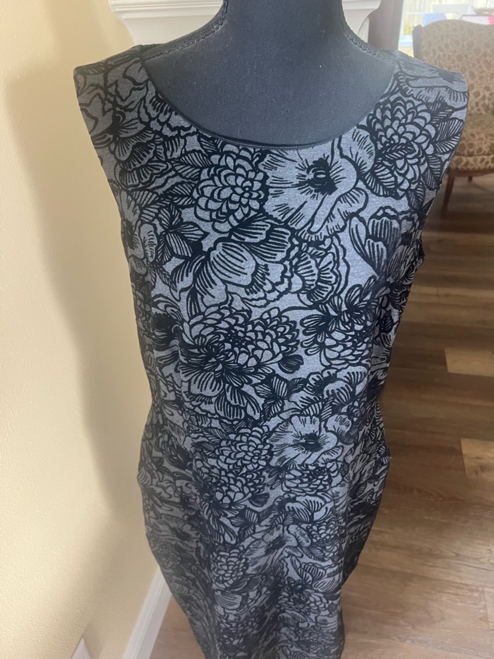 Lands' End Charcoal Grey and Black Floral Burnout Midi Dress. Size 14 Tall. - Picture 4 of 11